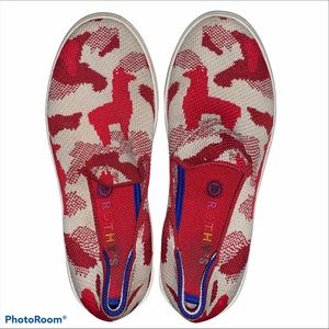 ROTHY'S KIDS Kids Sneaker Shoes Red Llama Camo